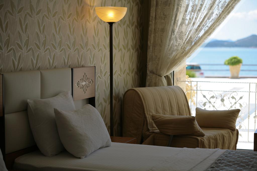 Cunda Kivrak Hotel ไอวาลิค ภายนอก รูปภาพ