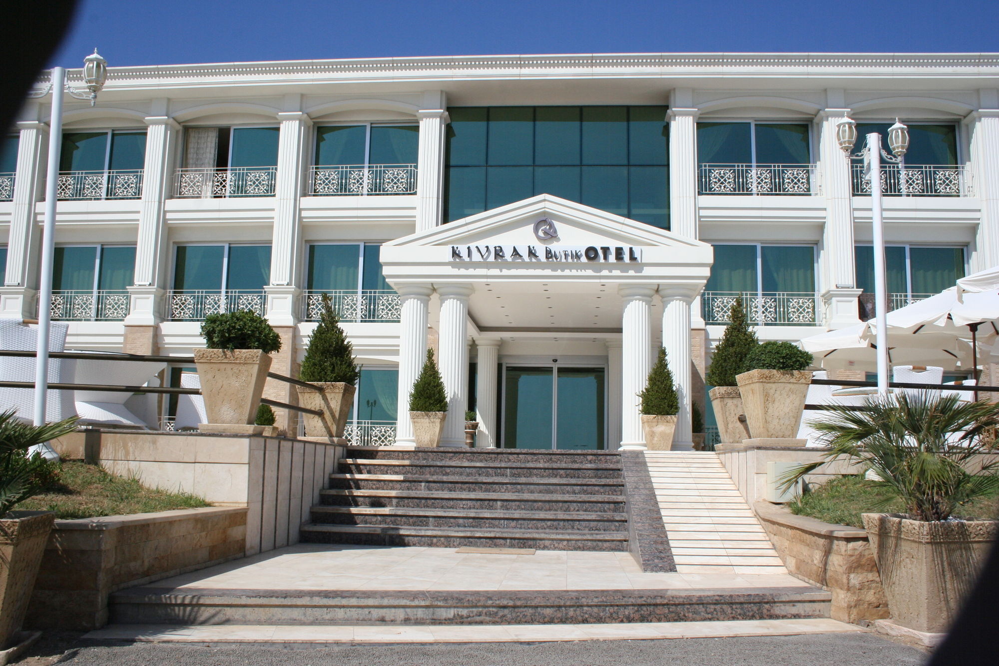 Cunda Kivrak Hotel ไอวาลิค ภายนอก รูปภาพ