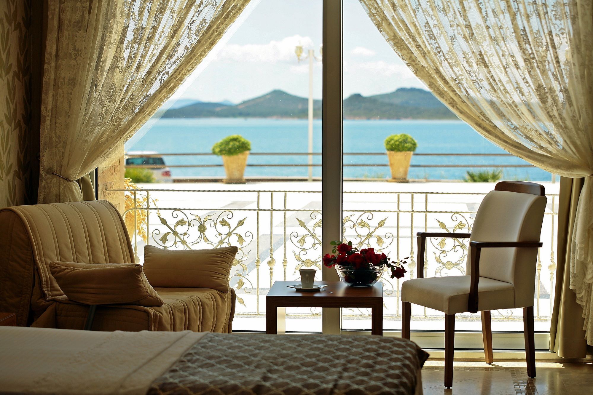 Cunda Kivrak Hotel ไอวาลิค ภายนอก รูปภาพ